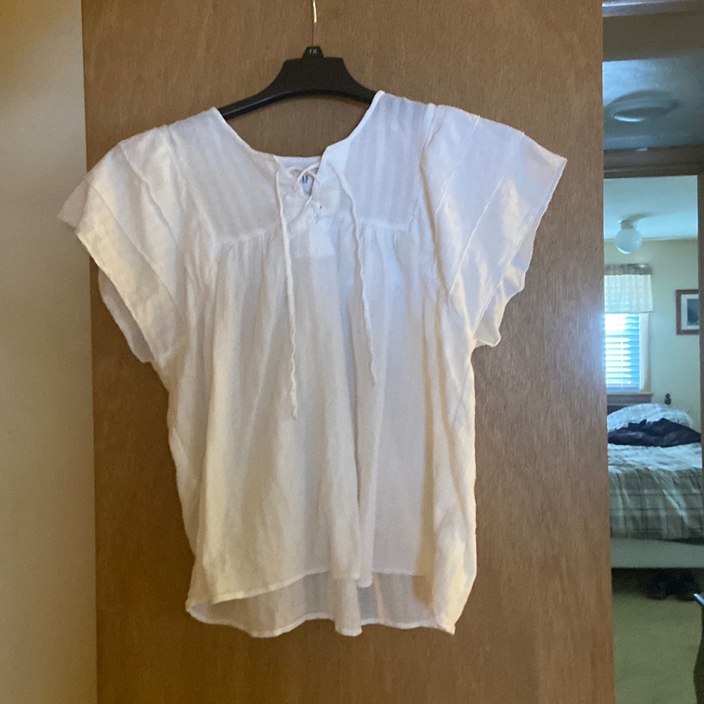 White Gap blouse